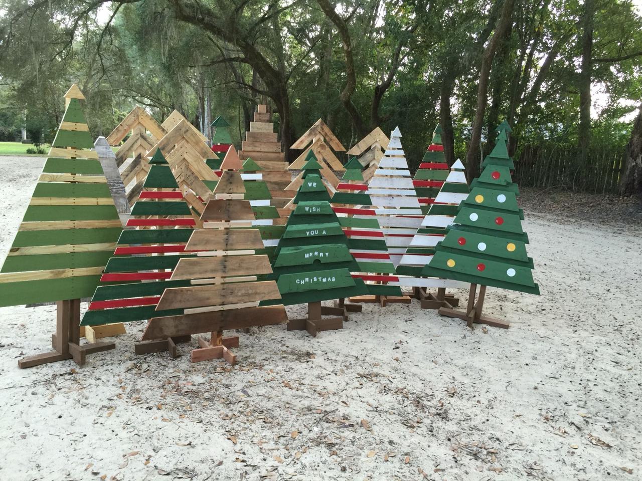 Pallet christmas tree