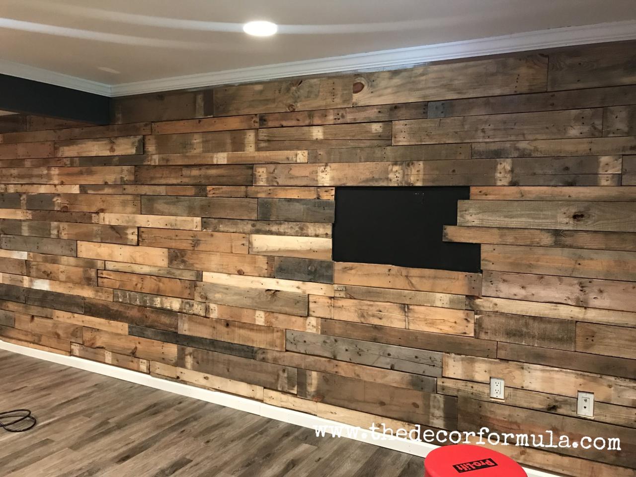 Pallet wall ideas